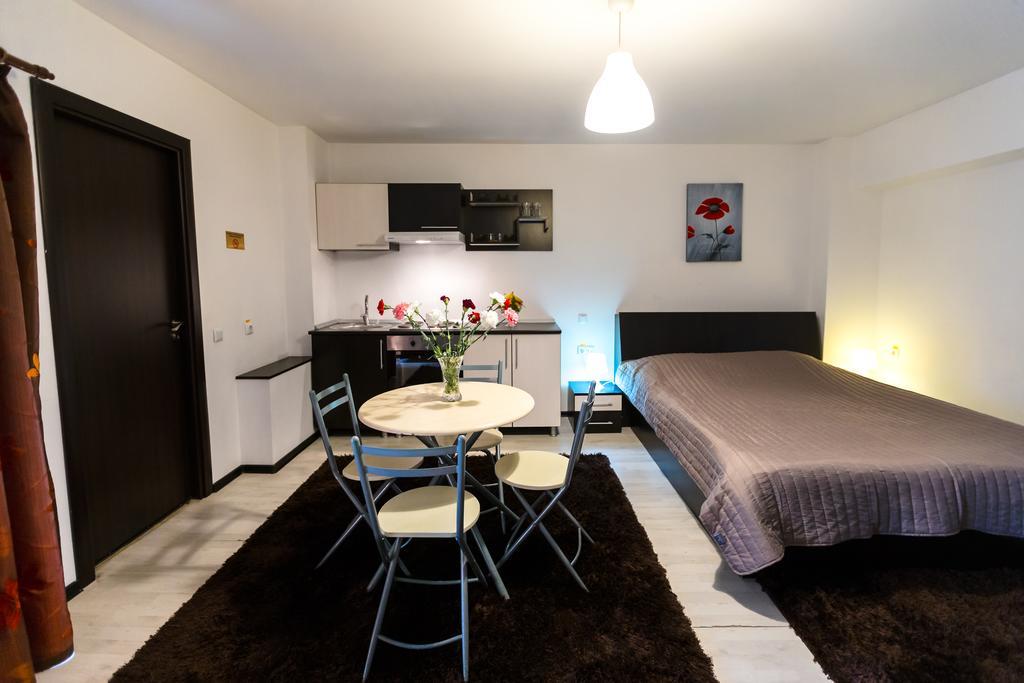 Il Primo Apartments Yaş Dış mekan fotoğraf