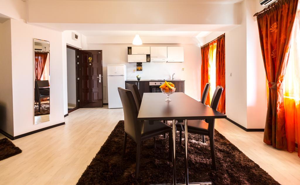 Il Primo Apartments Yaş Dış mekan fotoğraf